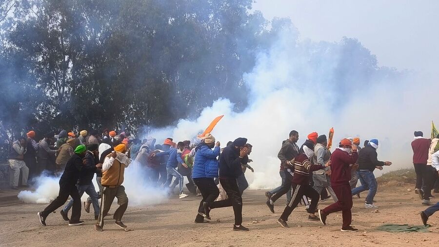 Click to enlarge india farmer protest