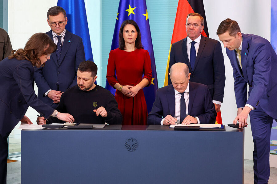 Scholz and Zelensky