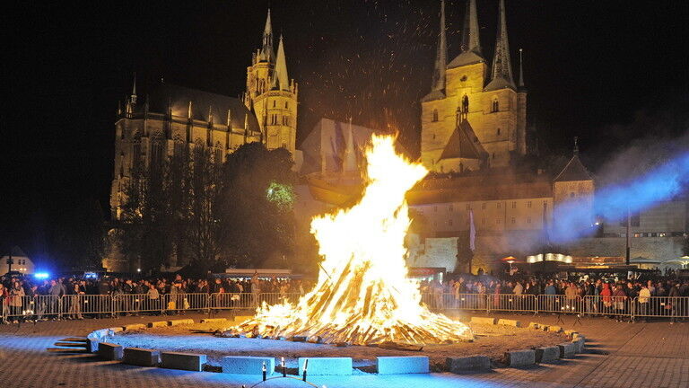 A traditional Walpurgisnacht celebration (Night of the Witches) on the Domplatz.