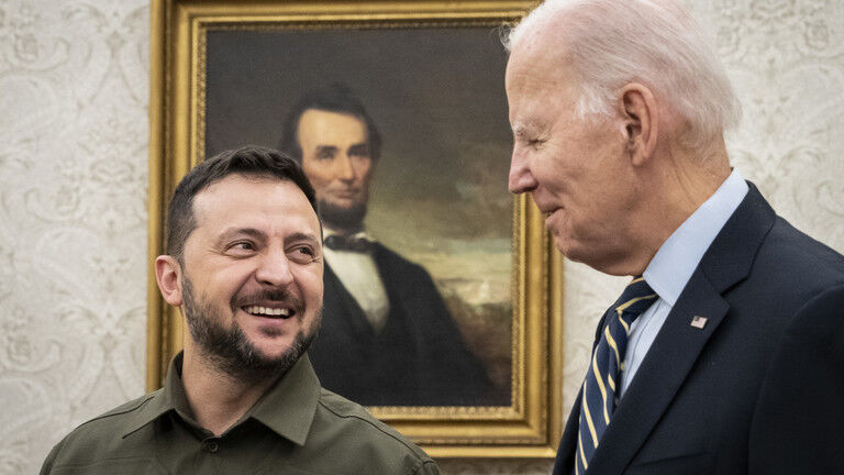 zelensky biden
