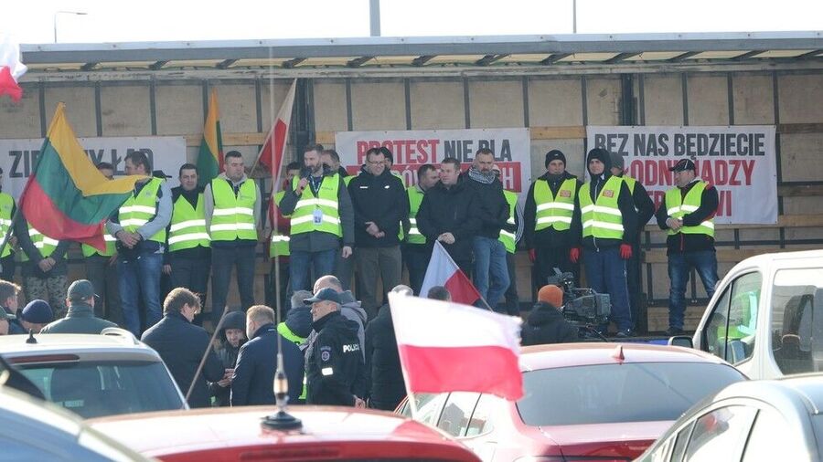 Polish farmers in Lithuania