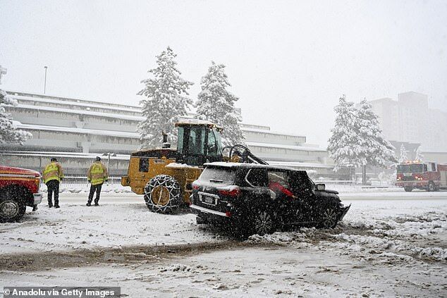 accidente automovilístico tormenta de nieve california nevada