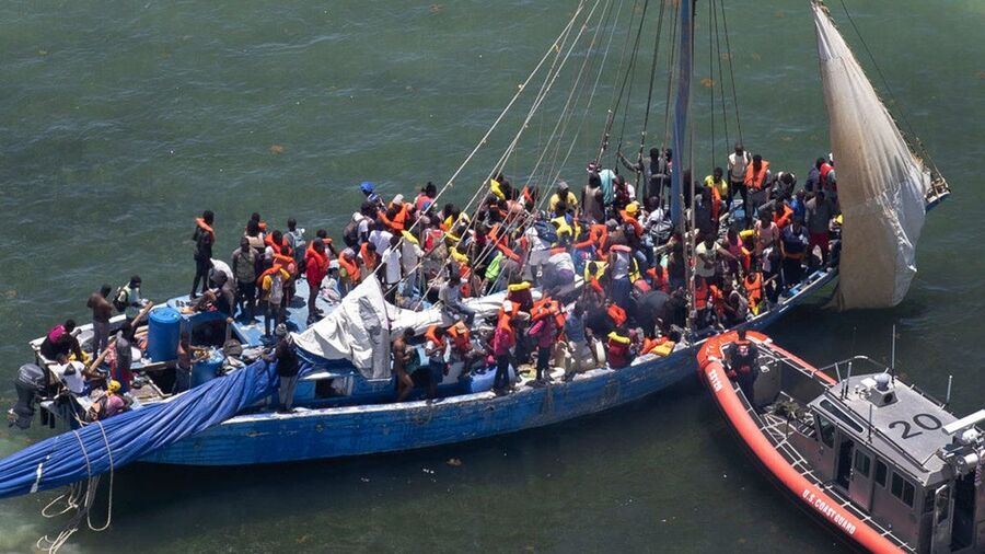 florida coast guard illegal immigrants