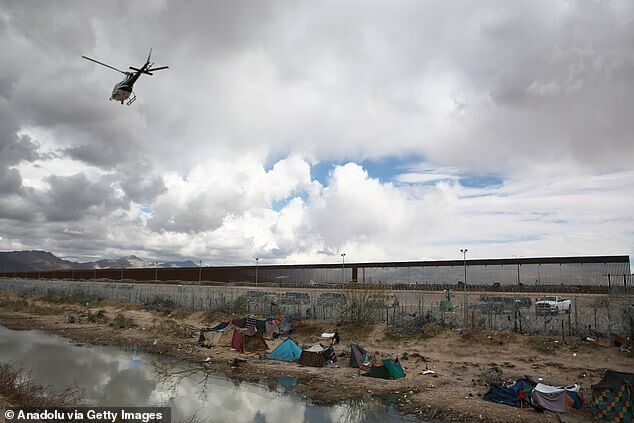 migrant camp texas border
