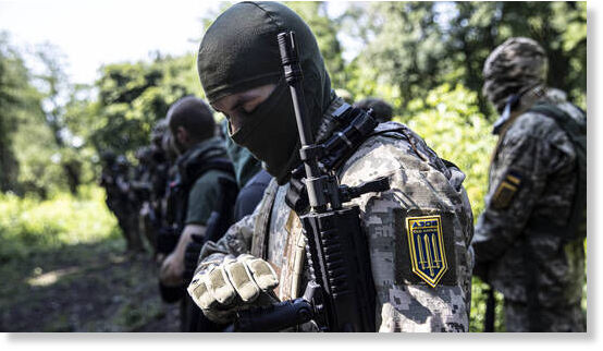 Ukrainian soldiers