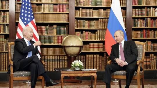 Click to enlarge US President Joe Biden, Russian President Vladimir Putin