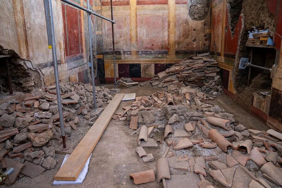 Click to enlarge pompeii