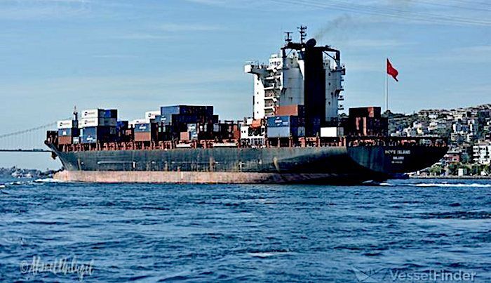 Click to enlarge redseaship