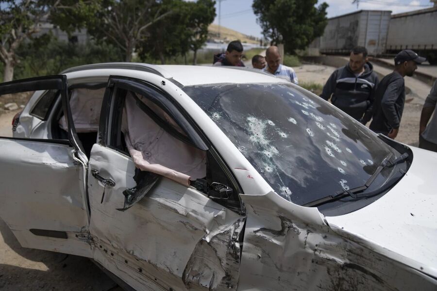 Click to enlarge idf attack west bank april 2024