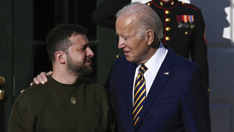 US President Joe Biden and Ukraine's President Volodymyr Zelensky.