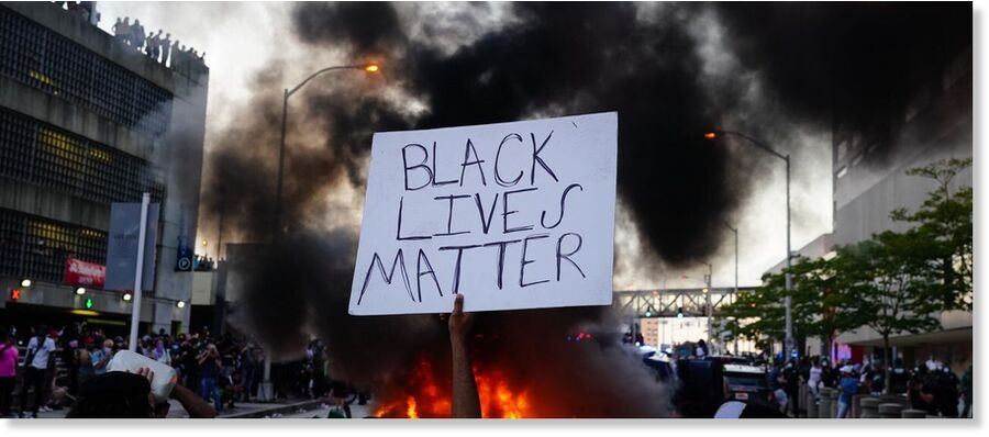 BLM BLACK LIVES MATTER