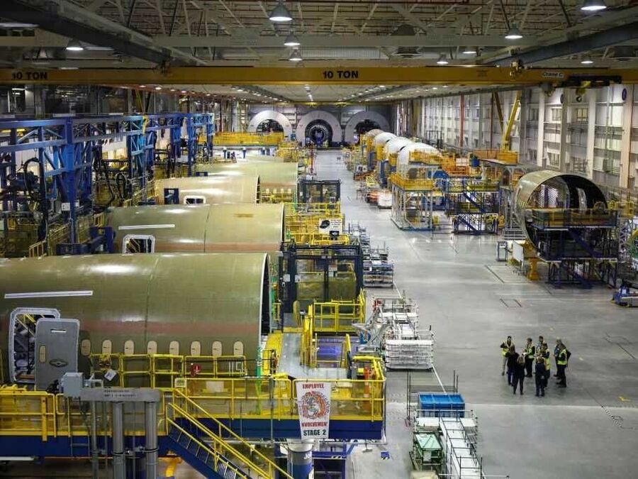 Click to enlarge boeing factory