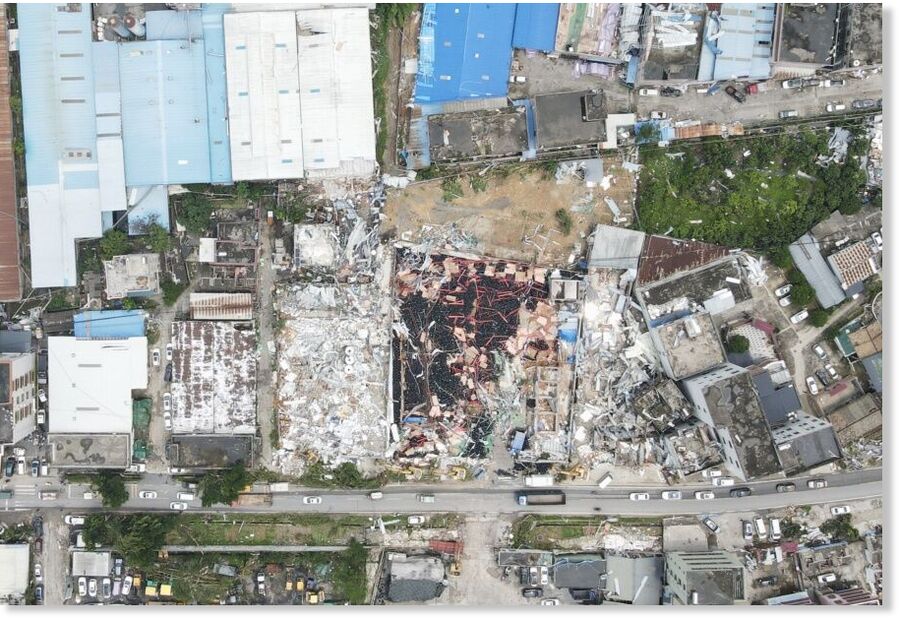 A strong tornado hit Zhongluotan town