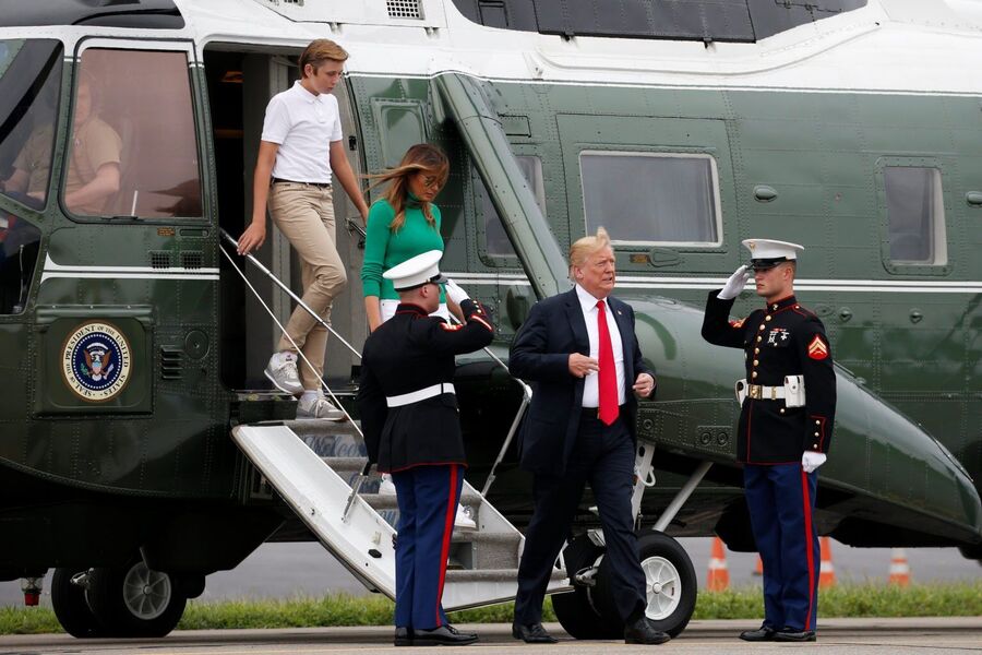 trump donald melania barron