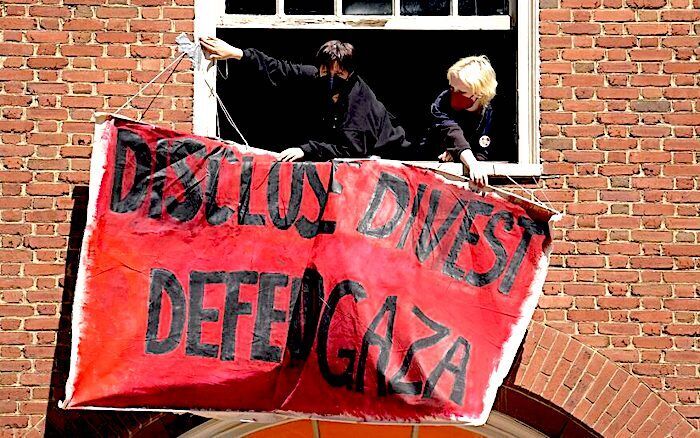Click to enlarge Divest sign