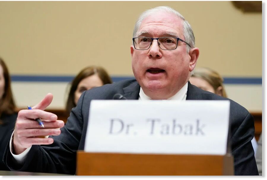 Lawrence Tabak