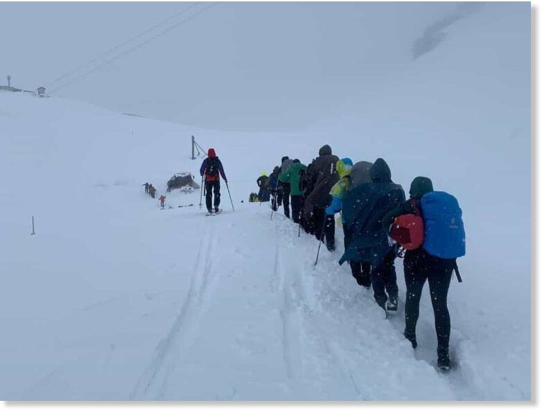 29 hikers had to be rescued after becoming stranded on the Zugspitze.