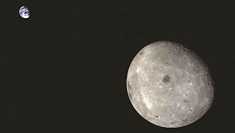 MoonEarth