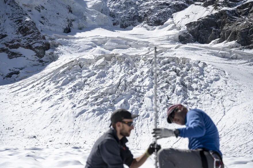 Click to enlarge Swiss glacier Network