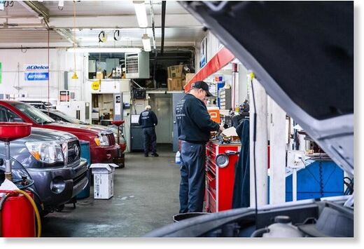 Click to enlarge auto mechanic