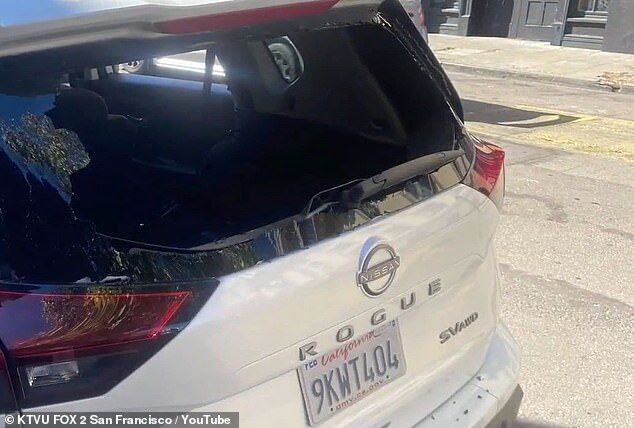 Click to enlarge family car robbed oakland