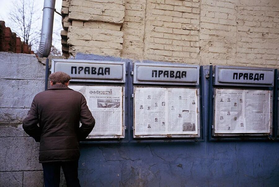 Click to enlarge pravda newspaper gorbachov era soviet union