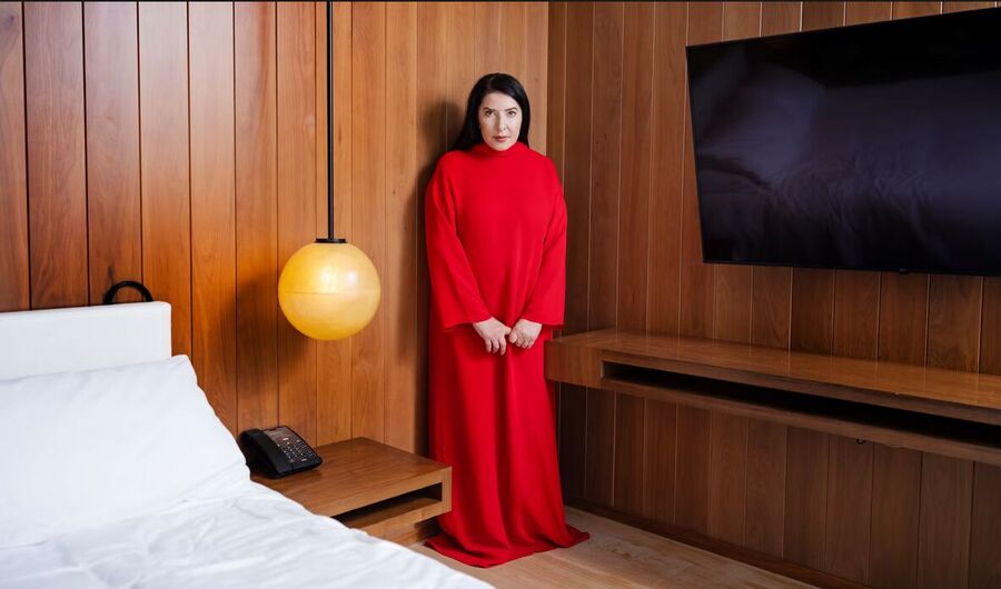 Click to enlarge marina Abramović