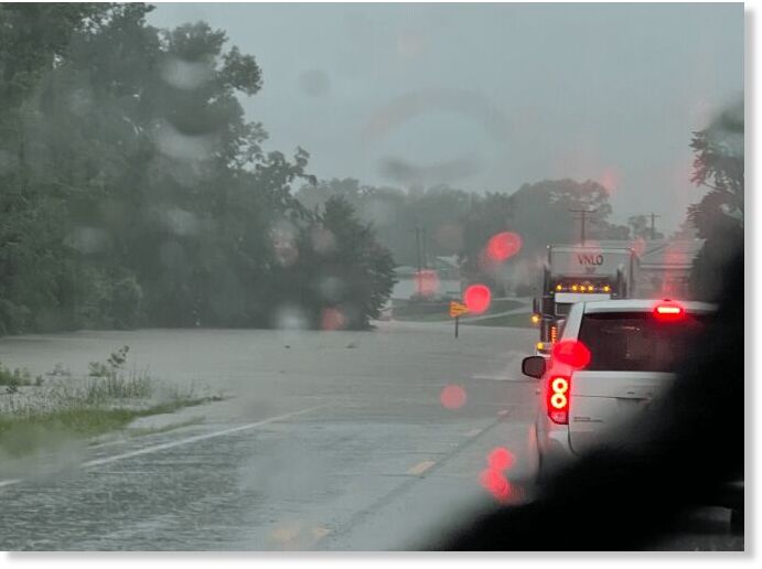 Highway flooding in Nashville, Illinois