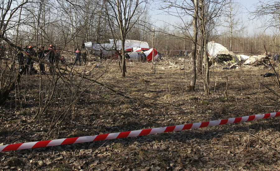 Click to enlarge Smolensk plane crash