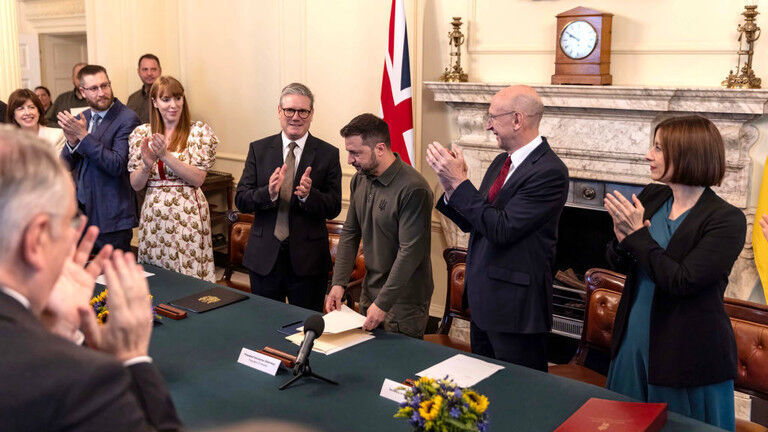 Click to enlarge Vladimir Zelensky at the Labour Cabinet meeting with UK Prime Minister Keir Starmer, July 19, 2024.