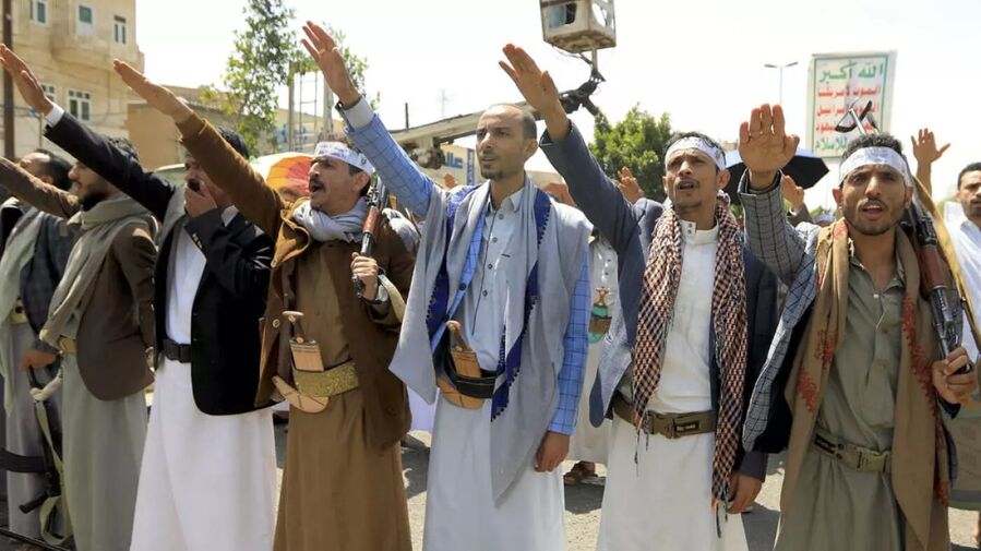Click to enlarge Supporters of Yemen's Houthis in Sanaa, on 24 June 2024