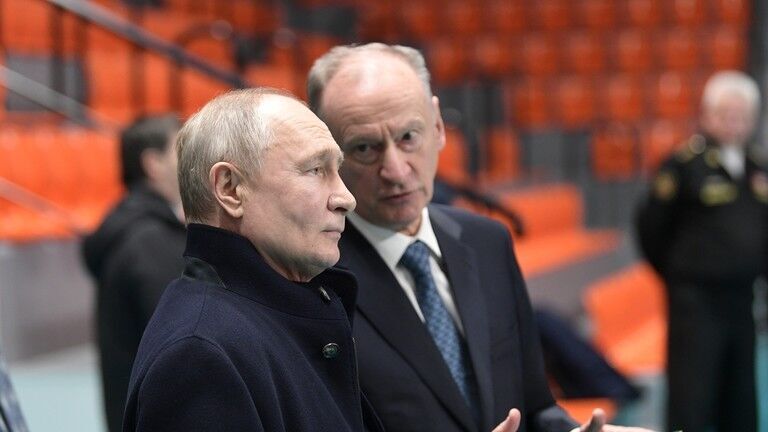 Click to enlarge Vladimir Putin and former Security Council Secretary Nikolay Patrushev