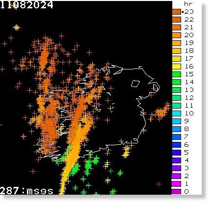 Click to enlarge Archived reports of lightning strikes over Ireland on August 11 Source: Met Éireann