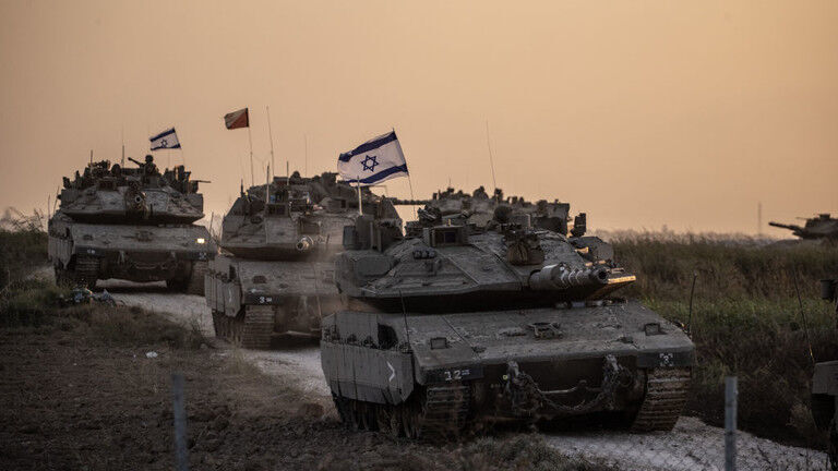 Israeli tanks