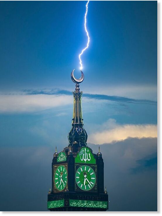 Click to enlarge The past hours have seen intense weather conditions with dramatic scenes such as lightning striking near the iconic the Clock Tower in Mecca.