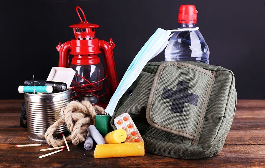 Click to enlarge prepping emergency kit supplies