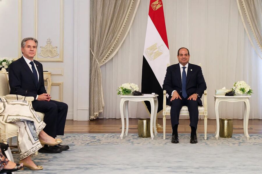 Click to enlarge Anthony Blinken and Abdel el-Sisi