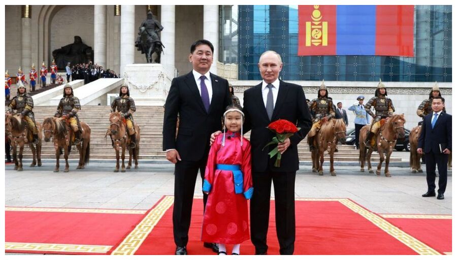 Click to enlarge Putin Visiting Mongolia