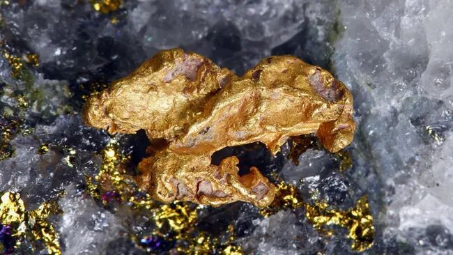 Click to enlarge gold vein in quartz earthquake
