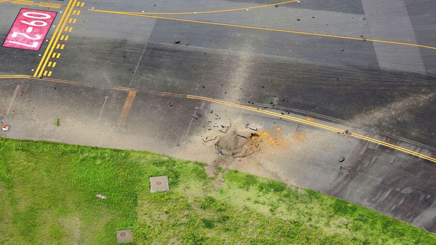 Click to enlarge ww2 bomb explode japan airport