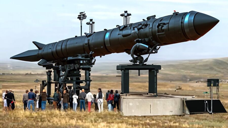 Iranian hypersonic missile