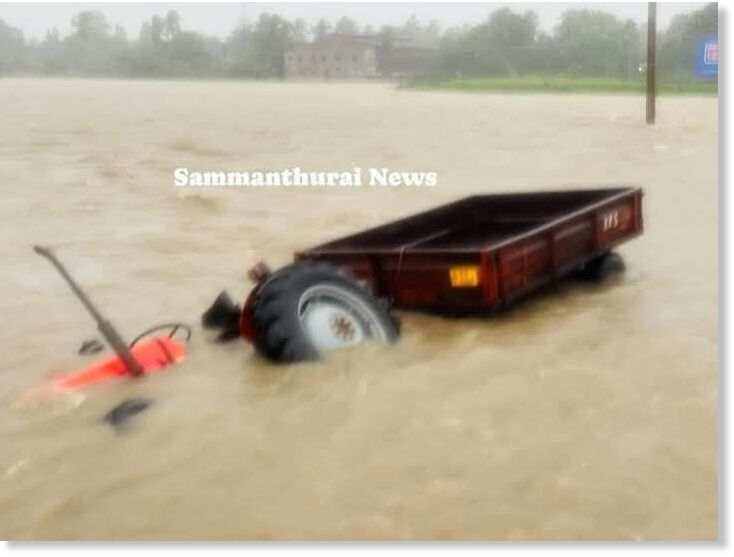 Several children missing after tractor swept away by floods
