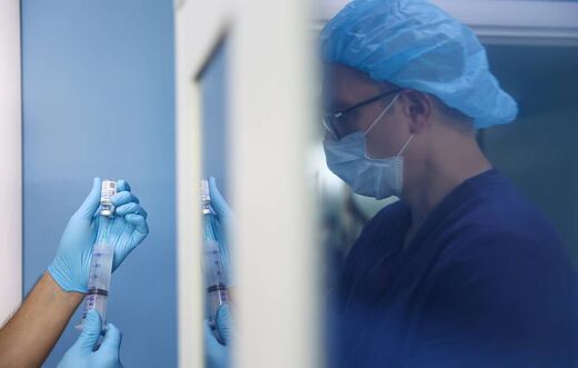 research vaccine syringe lab
