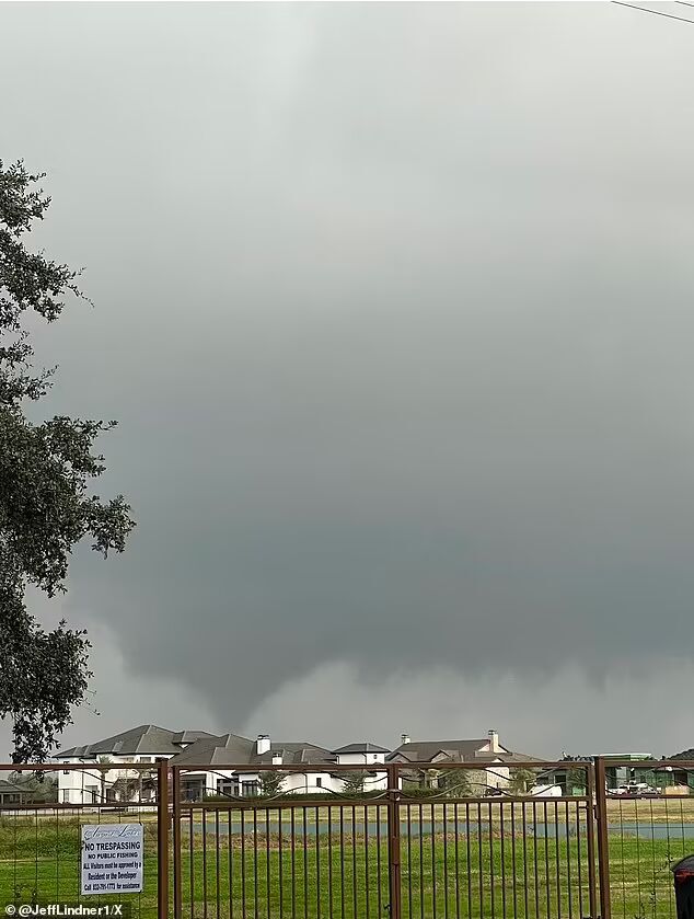 texas manville tornado