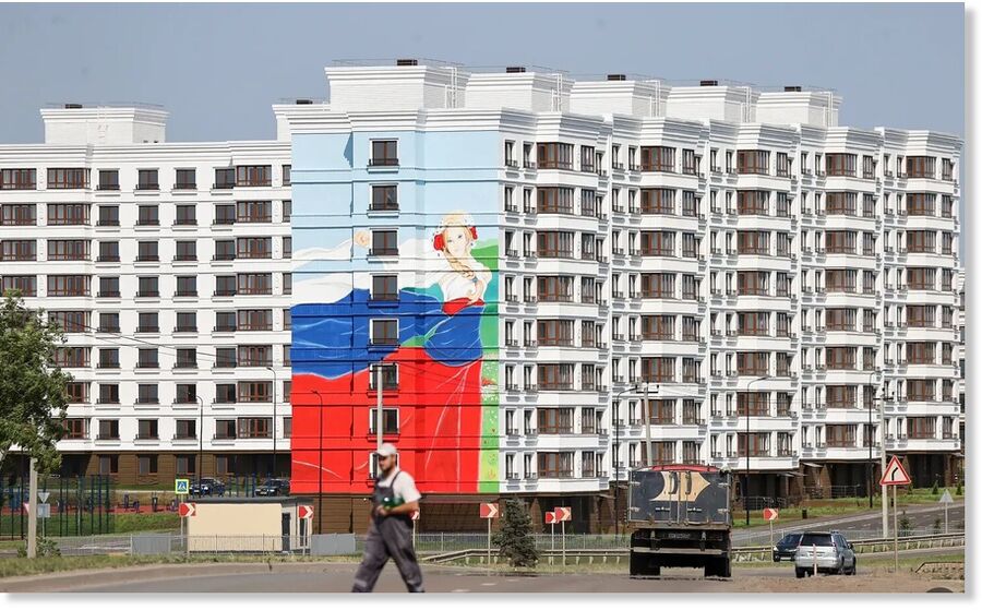 russian apartment complex