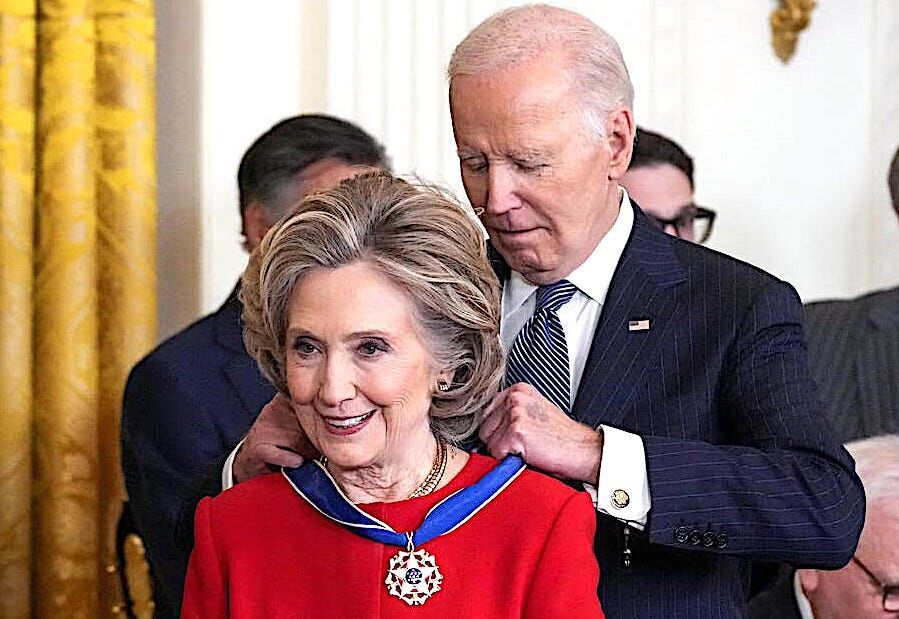 medalHillary