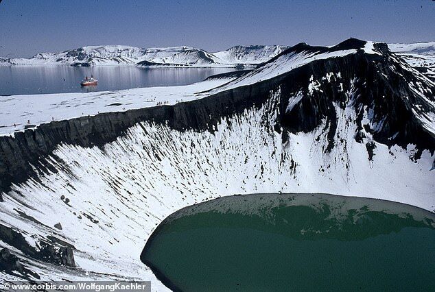 antarctica volcanoes