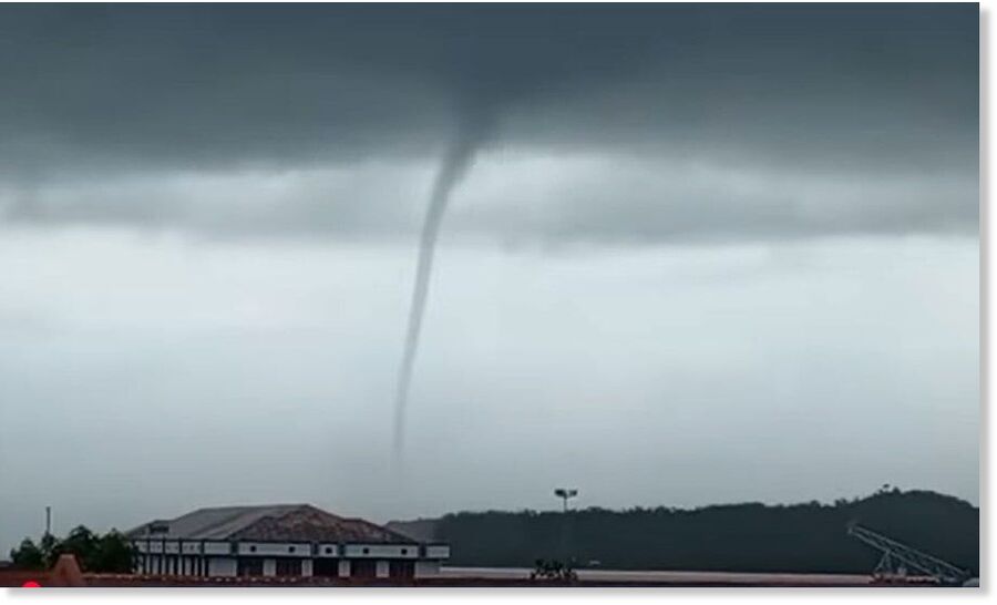 Residents of floating houses in Kudat had a rude awakening this morning when some of their houses which are built on stilts over the water at Kampung Pantai Bahagia were struck by a waterspout this morning.
