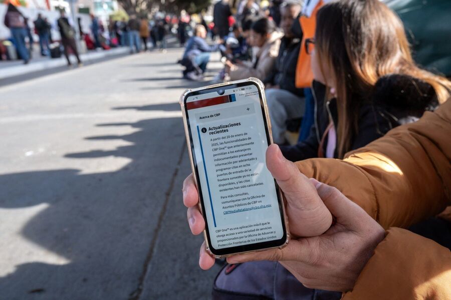 Click to enlarge CBP One app illegal immigration