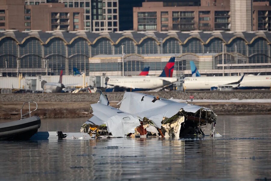 Click to enlarge plane crash helicopter collide washington dc